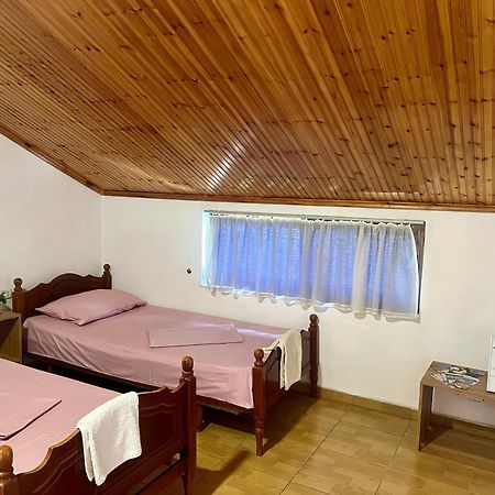 Happy Corner Guest House Shkodra Exterior foto