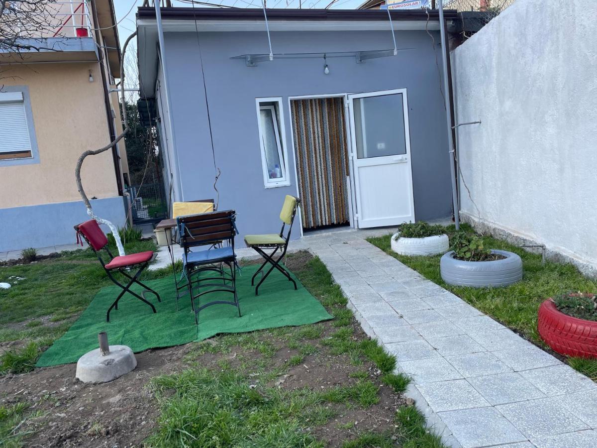Happy Corner Guest House Shkodra Exterior foto