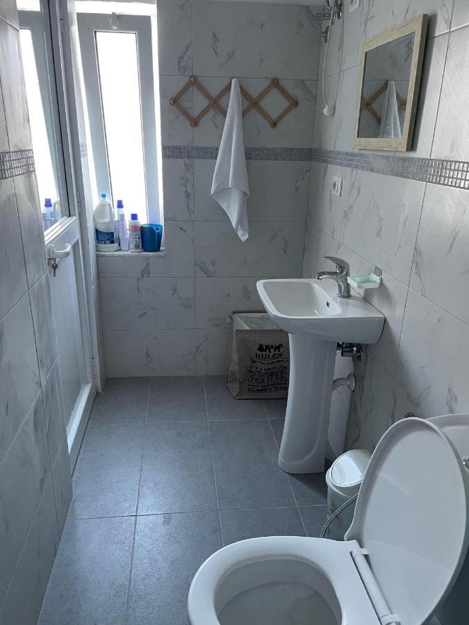 Happy Corner Guest House Shkodra Exterior foto