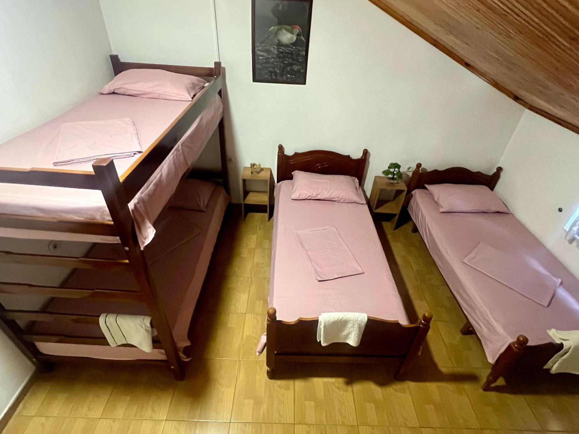 Happy Corner Guest House Shkodra Exterior foto
