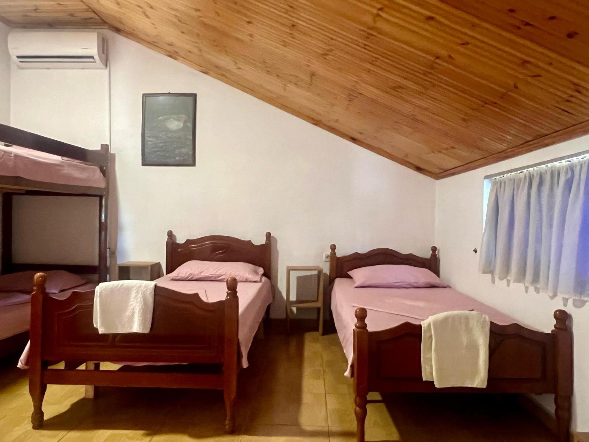 Happy Corner Guest House Shkodra Exterior foto
